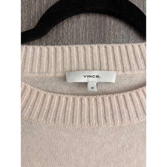 Vince Size M Light Pink 100% Cashmere Crew Neck Sweater - Picture 3 of 4